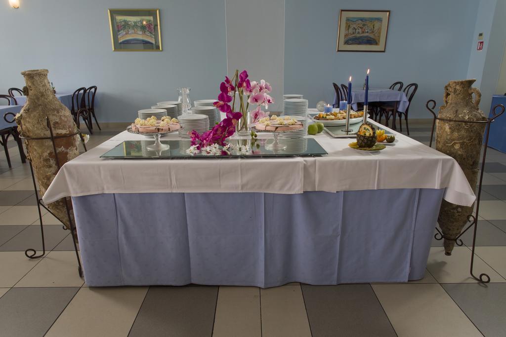 גראדאץ Hotel Laguna מראה חיצוני תמונה