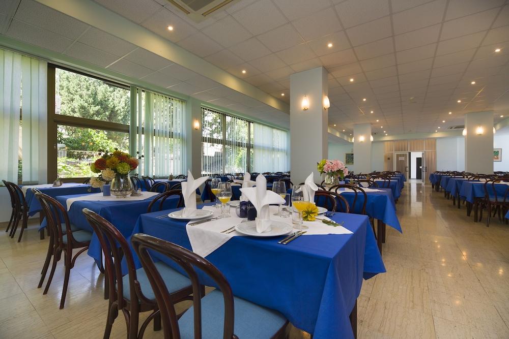 גראדאץ Hotel Laguna מראה חיצוני תמונה