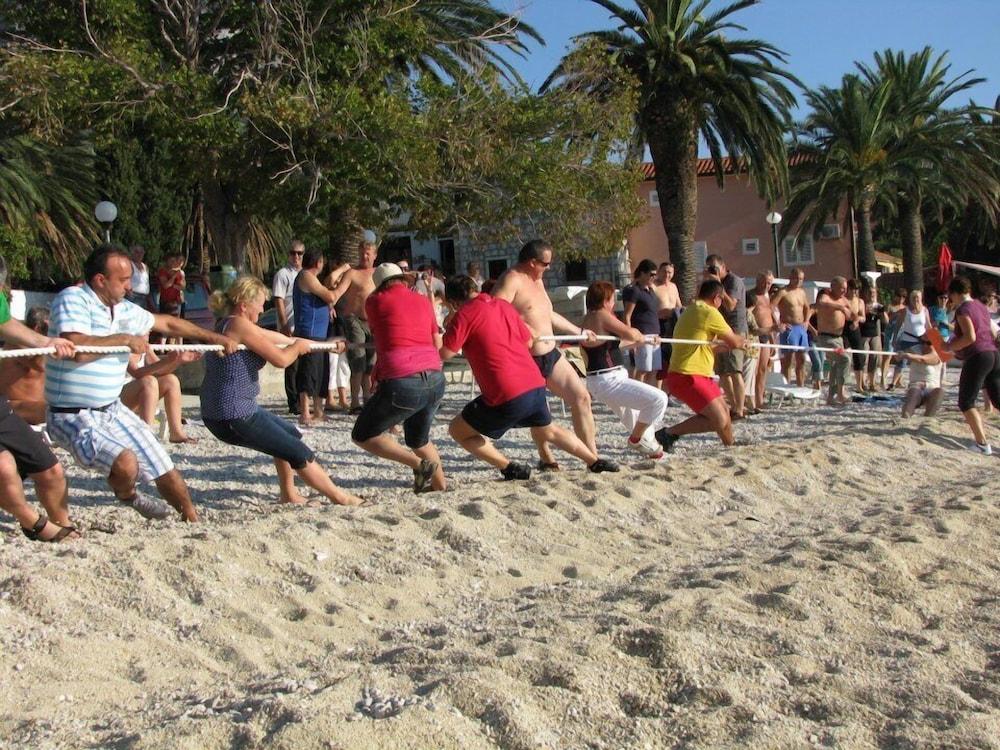 גראדאץ Hotel Laguna מראה חיצוני תמונה