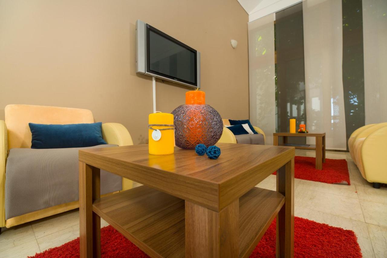 גראדאץ Hotel Laguna מראה חיצוני תמונה