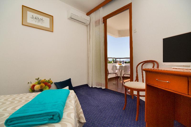 גראדאץ Hotel Laguna מראה חיצוני תמונה